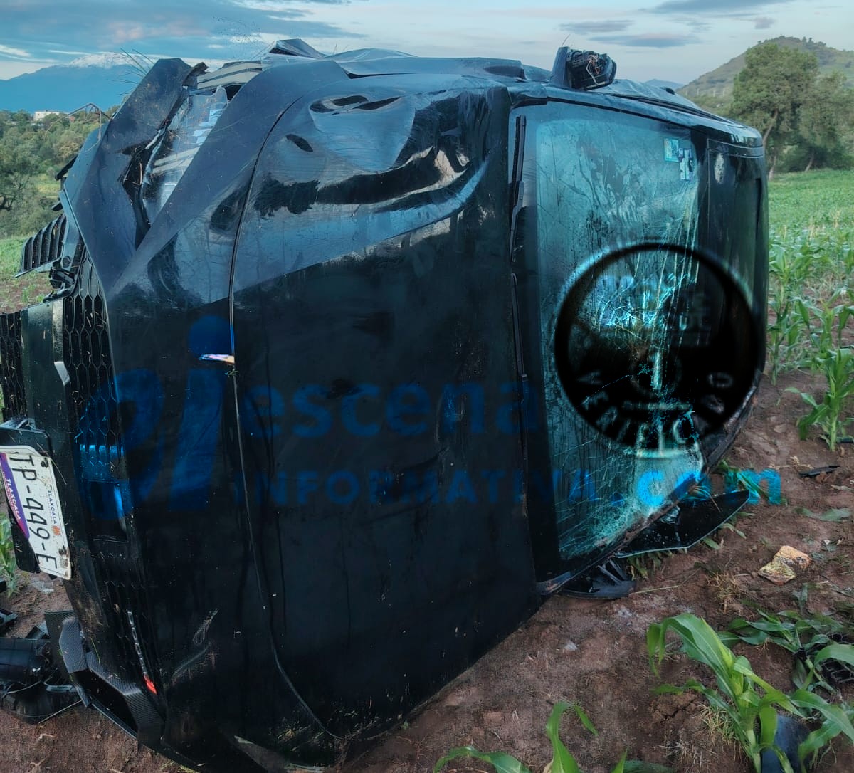 Roban automóvil y lo abandonan tras siniestro en Españita